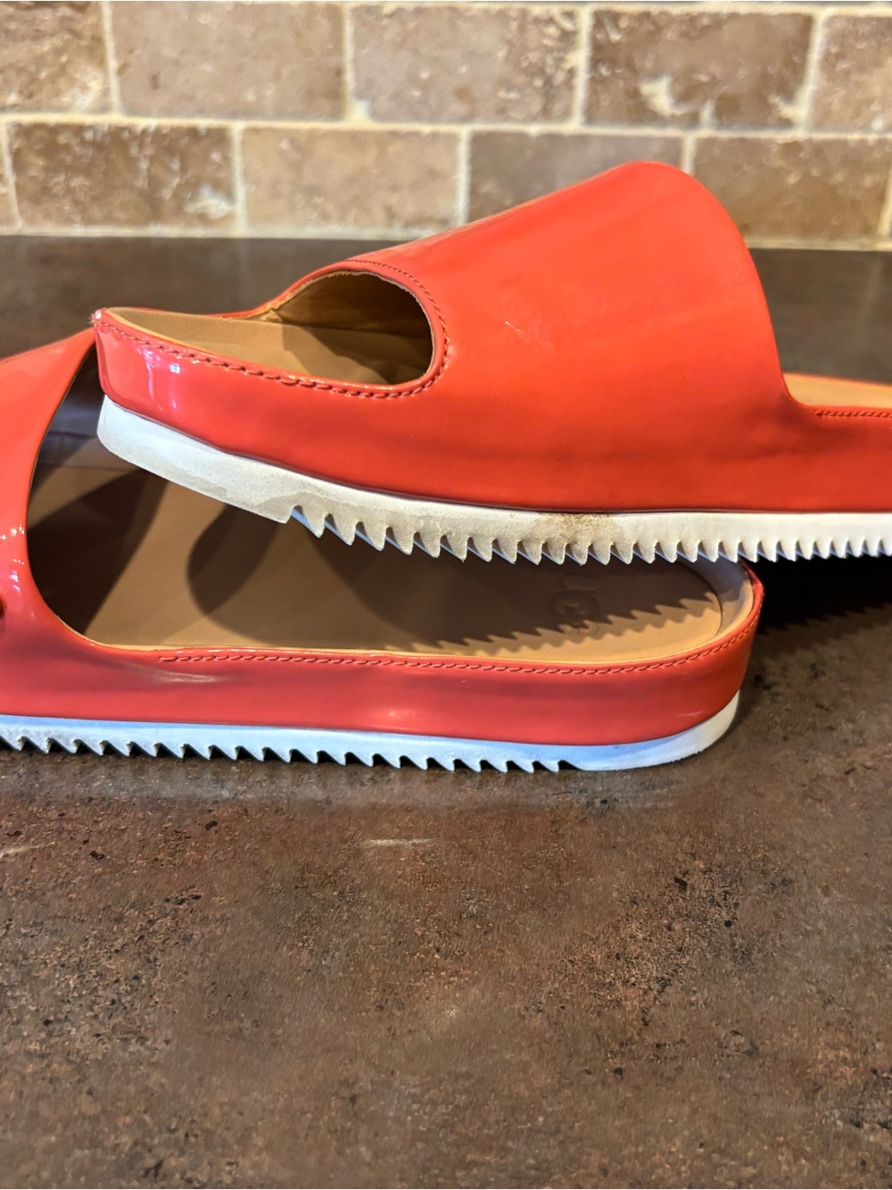 UGG Mariposa Slip on Sandal - Picture 2 of 5